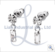 EAR17