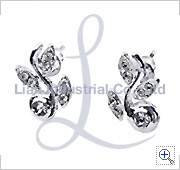 EAR25